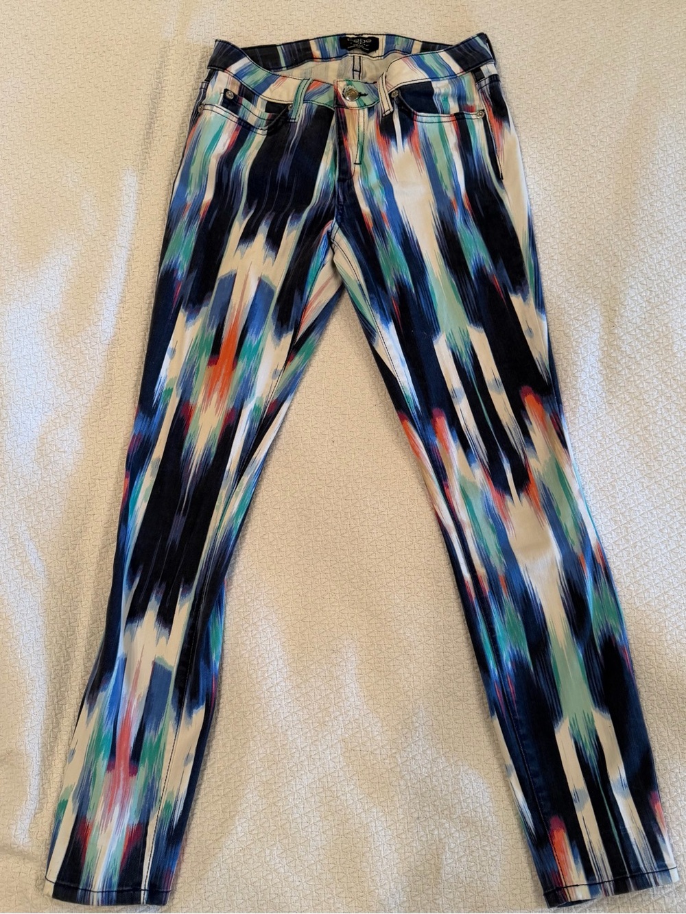 bebe Multicolor Brushstroke Print Skinny Jeans - Blue, Mint, White, Coral